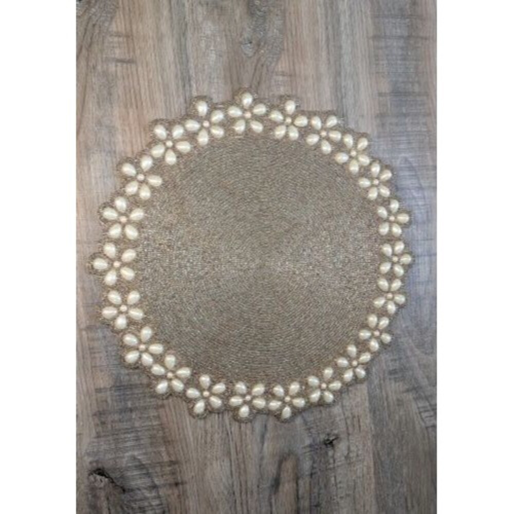 EUC PIER 1 Imports Heavy Beaded Gold/White Placemat Round Large 15"